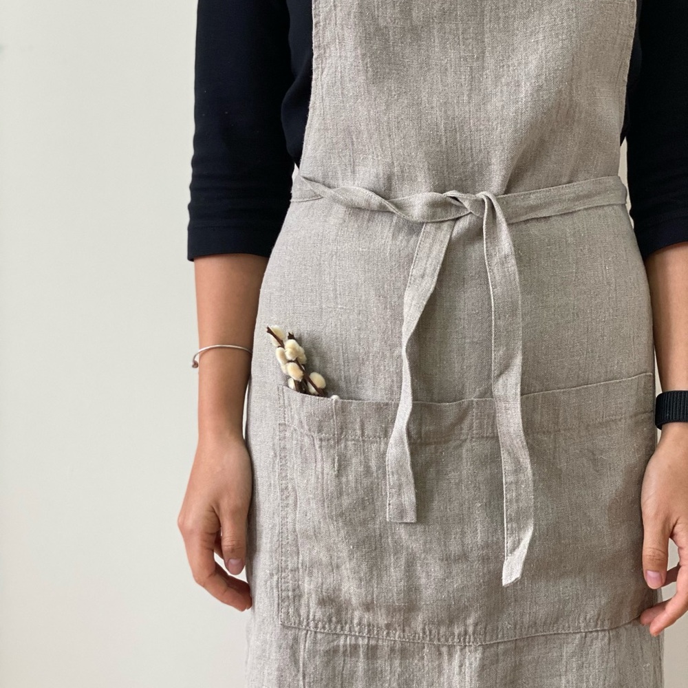 Apron - Picture 6 of 8
